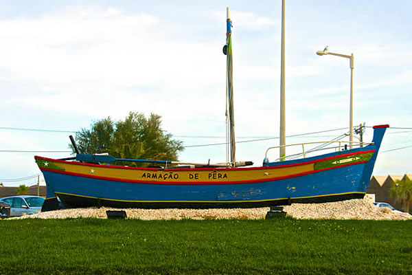 Old fishing boat used by Armacao de Pera fishermen